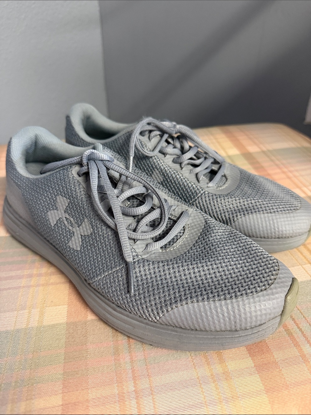 Under Armour Men's Light Gray Mesh Training Sneakers